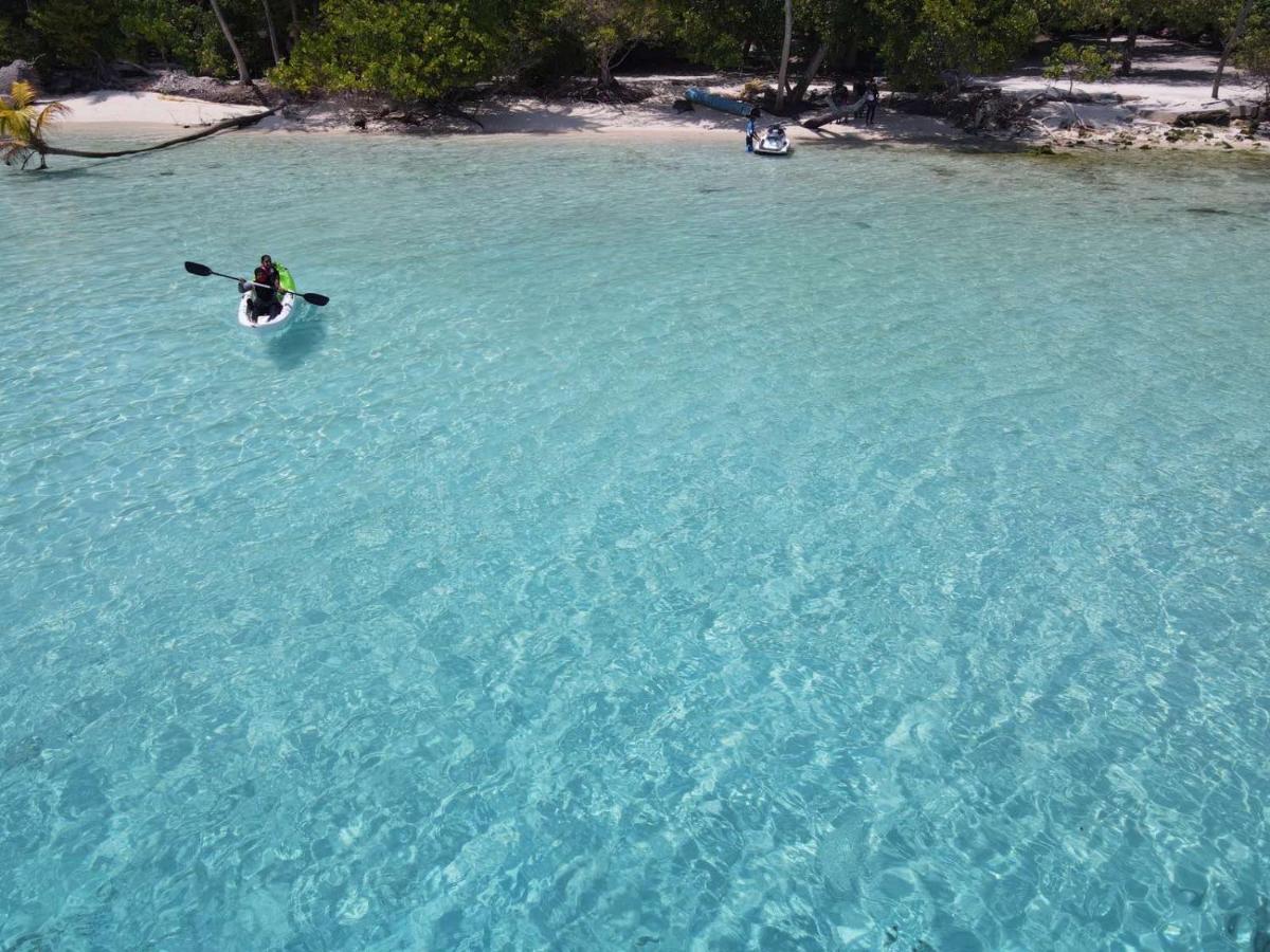 Finolhu Beach Guest House เฟลิดู ภายนอก รูปภาพ