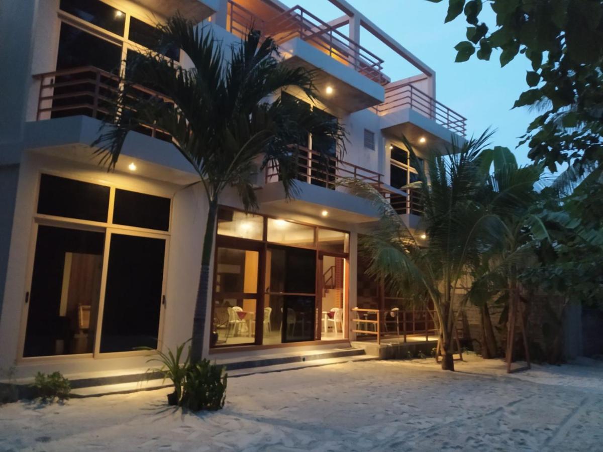 Finolhu Beach Guest House เฟลิดู ภายนอก รูปภาพ