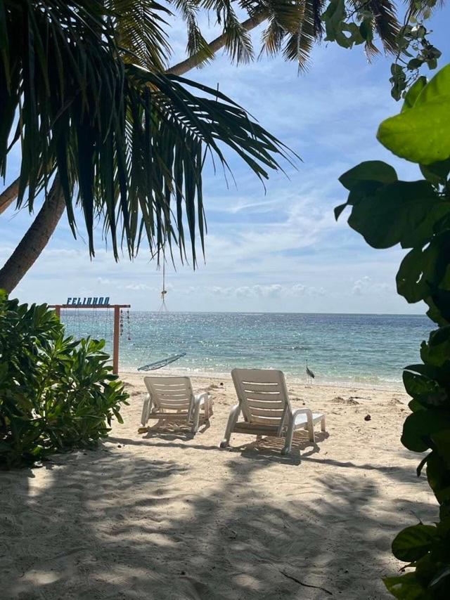 Finolhu Beach Guest House เฟลิดู ภายนอก รูปภาพ